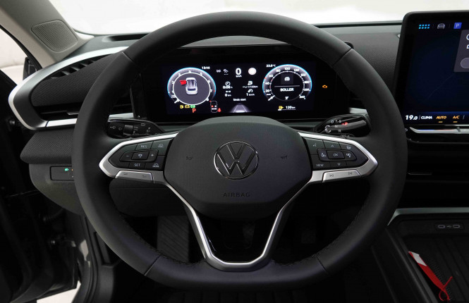 VOLKSWAGEN_VOLKSWAGEN_T_ROC_2653446_8.jpg VOLKSWAGEN_VOLKSWAGEN_T_ROC_2653446_8.jpg