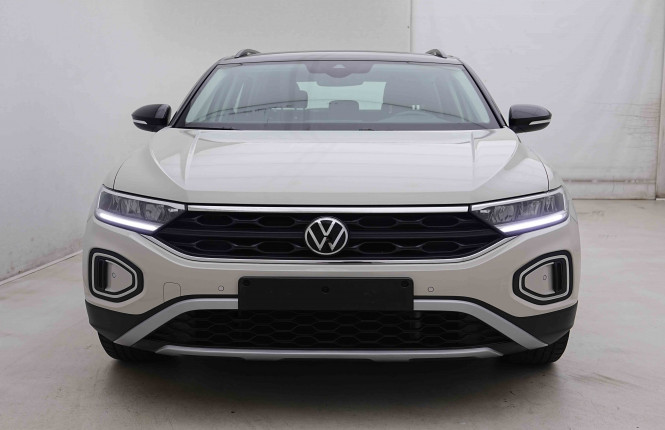 VOLKSWAGEN_VOLKSWAGEN_T_ROC_2653720_24.jpg VOLKSWAGEN_VOLKSWAGEN_T_ROC_2653720_24.jpg
