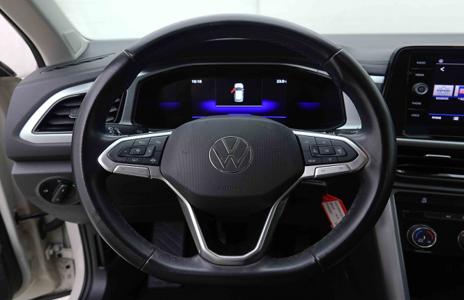 VOLKSWAGEN_VOLKSWAGEN_T_ROC_2653720_8.jpg VOLKSWAGEN_VOLKSWAGEN_T_ROC_2653720_8.jpg