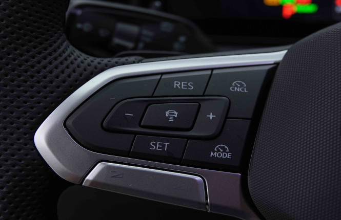 VOLKSWAGEN_VOLKSWAGEN_T_ROC_2655455_19.jpg VOLKSWAGEN_VOLKSWAGEN_T_ROC_2655455_19.jpg