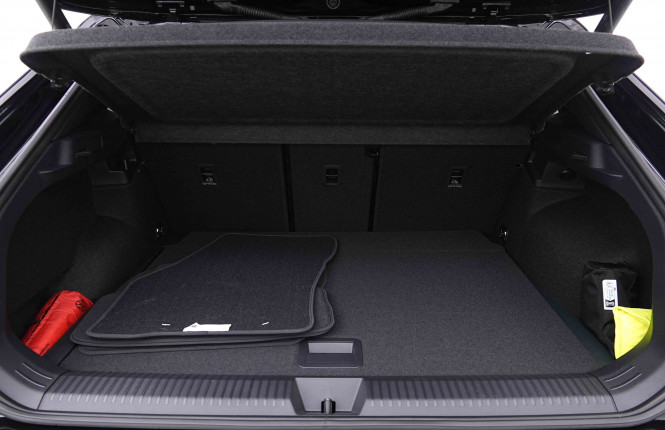 VOLKSWAGEN_VOLKSWAGEN_T_ROC_2655455_5.jpg VOLKSWAGEN_VOLKSWAGEN_T_ROC_2655455_5.jpg