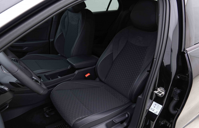 VOLKSWAGEN_VOLKSWAGEN_T_ROC_2655455_7.jpg VOLKSWAGEN_VOLKSWAGEN_T_ROC_2655455_7.jpg
