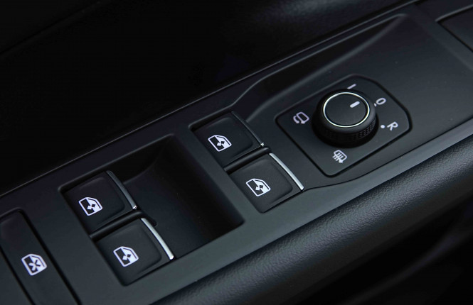 VOLKSWAGEN_VOLKSWAGEN_T_ROC_2655494_22.jpg VOLKSWAGEN_VOLKSWAGEN_T_ROC_2655494_22.jpg