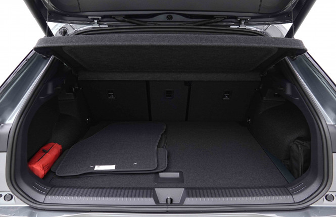 VOLKSWAGEN_VOLKSWAGEN_T_ROC_2655499_5.jpg VOLKSWAGEN_VOLKSWAGEN_T_ROC_2655499_5.jpg