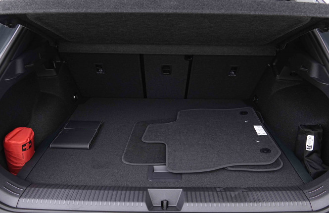 VOLKSWAGEN_VOLKSWAGEN_T_ROC_2655568_5.jpg VOLKSWAGEN_VOLKSWAGEN_T_ROC_2655568_5.jpg