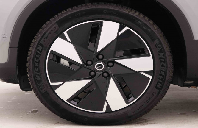 VOLVO_VOLVO_C40_2548458_24.jpg