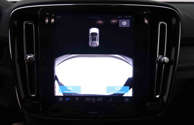 VOLVO_VOLVO_C40_2548688_12.jpg
