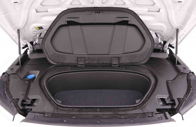 VOLVO_VOLVO_C40_2548688_22.jpg