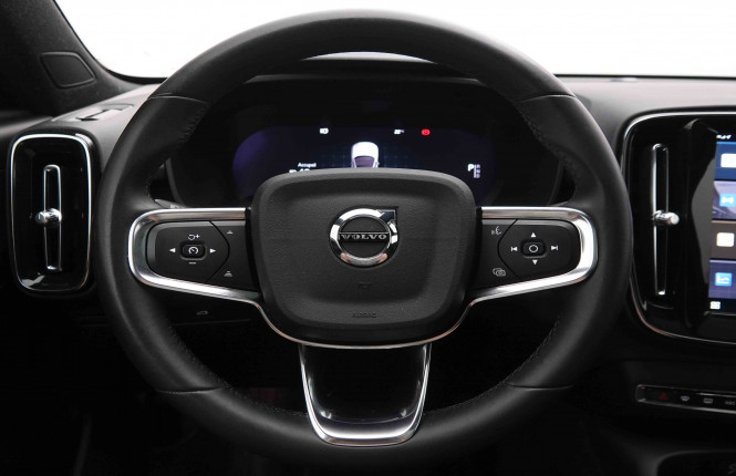 VOLVO_VOLVO_C40_2549803_10.jpg