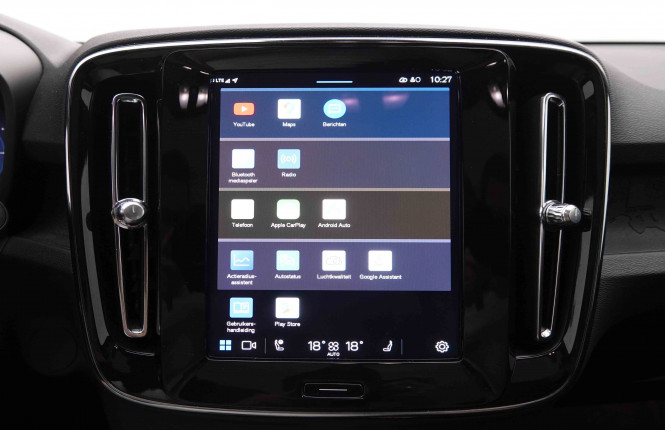 VOLVO_VOLVO_C40_2549803_16.jpg