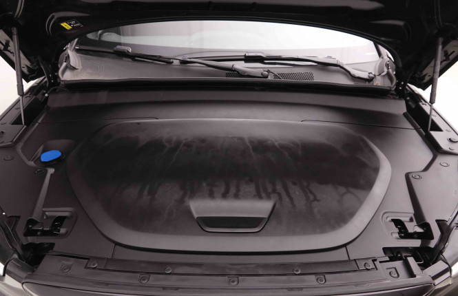 VOLVO_VOLVO_C40_2549803_25.jpg