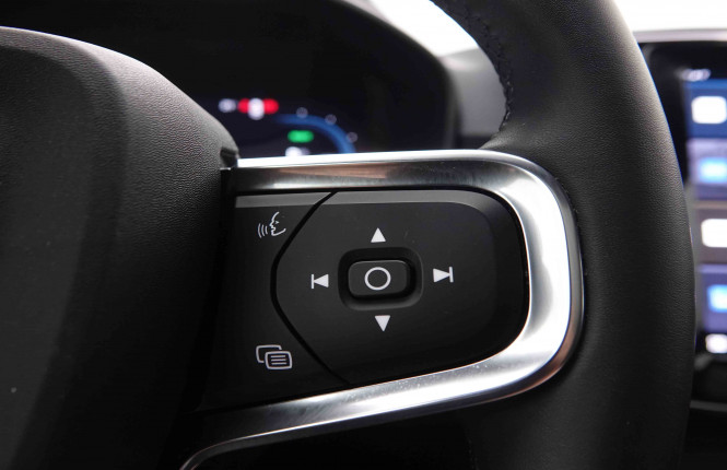 VOLVO_VOLVO_C40_2549915_21.jpg