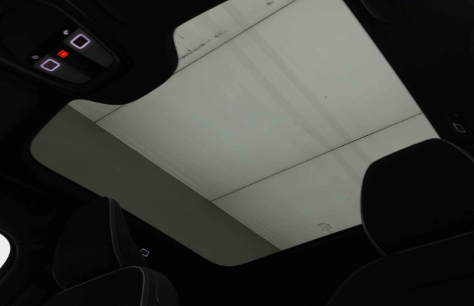 VOLVO_VOLVO_C40_2549915_22.jpg