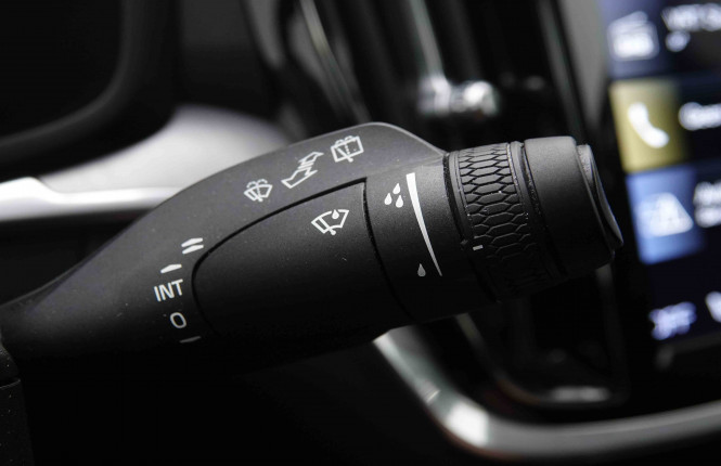 VOLVO_VOLVO_V60_2549902_19.jpg