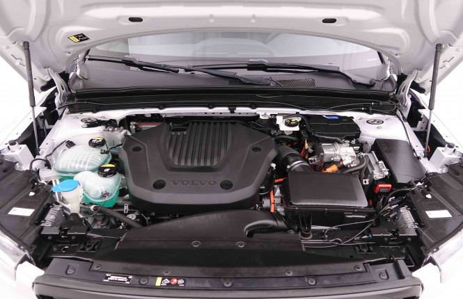 VOLVO_VOLVO_XC40_2548543_22.jpg