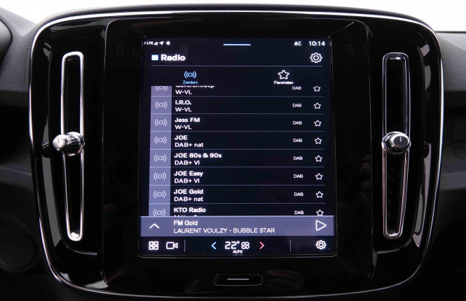 VOLVO_VOLVO_XC40_2548755_10.jpg