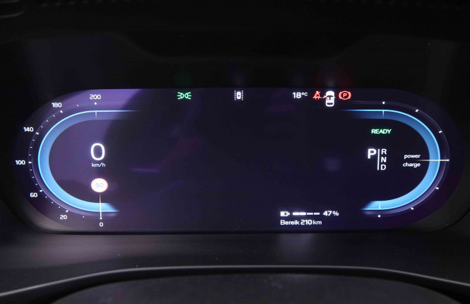 VOLVO_VOLVO_XC40_2548755_14.jpg