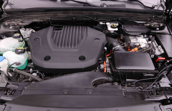 VOLVO_VOLVO_XC40_2548892_22.jpg
