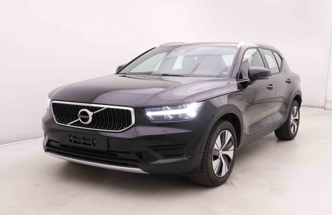 VOLVO_VOLVO_XC40_2548892_23.jpg