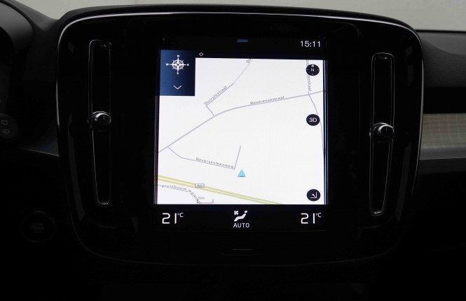 VOLVO_VOLVO_XC40_2549600_10.jpg