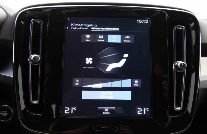 VOLVO_VOLVO_XC40_2549600_13.jpg