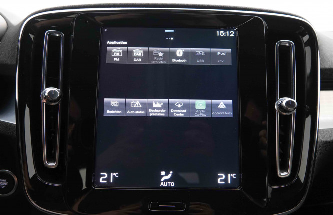 VOLVO_VOLVO_XC40_2549600_14.jpg