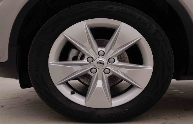 VOLVO_VOLVO_XC40_2549600_23.jpg