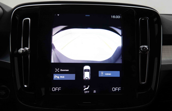 VOLVO_VOLVO_XC40_2549601_12.jpg