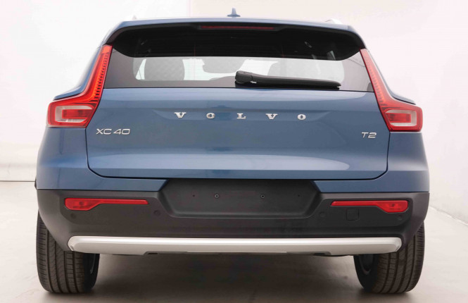 VOLVO_VOLVO_XC40_2549601_30.jpg