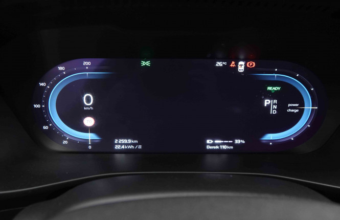 VOLVO_VOLVO_XC40_2549713_16.jpg