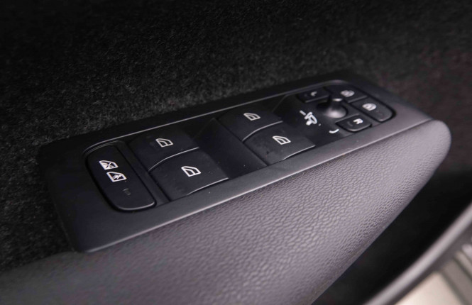 VOLVO_VOLVO_XC40_2551133_19.jpg VOLVO_VOLVO_XC40_2551133_19.jpg