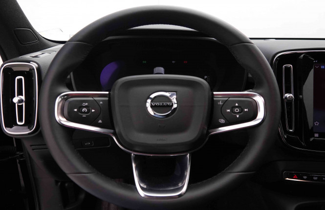 VOLVO_VOLVO_XC40_2551133_8.jpg VOLVO_VOLVO_XC40_2551133_8.jpg