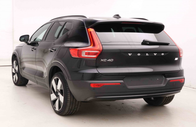 VOLVO_VOLVO_XC40_2551220_27.jpg