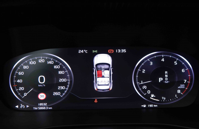 VOLVO_VOLVO_XC40_2551716_17.jpg VOLVO_VOLVO_XC40_2551716_17.jpg