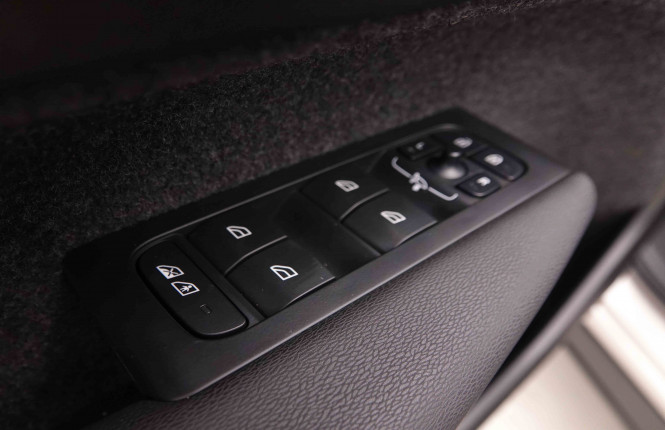 VOLVO_VOLVO_XC40_2551716_22.jpg VOLVO_VOLVO_XC40_2551716_22.jpg