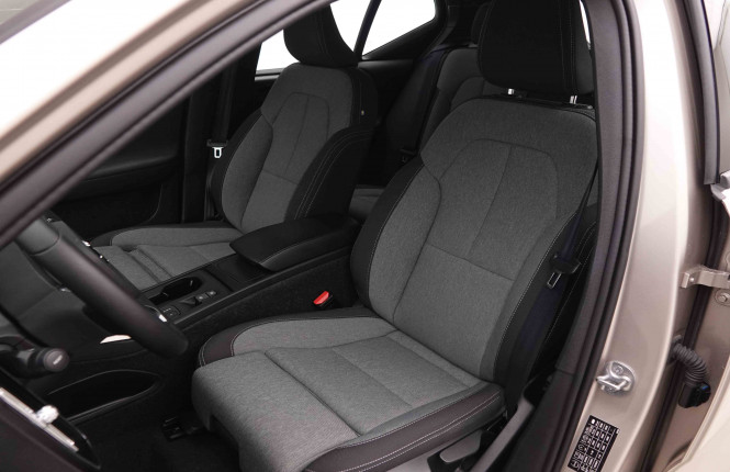 VOLVO_VOLVO_XC40_2551716_7.jpg VOLVO_VOLVO_XC40_2551716_7.jpg