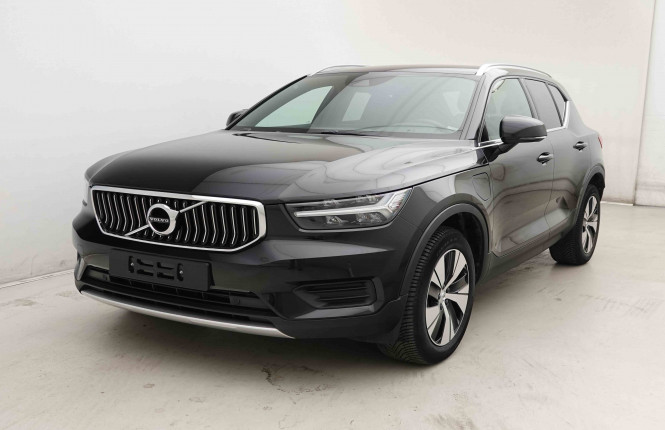 VOLVO_VOLVO_XC40_2653459_23.jpg