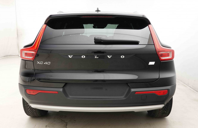 VOLVO_VOLVO_XC40_2653459_27.jpg
