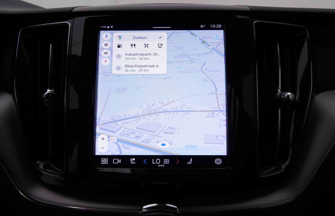 VOLVO_VOLVO_XC60_2549290_10.jpg