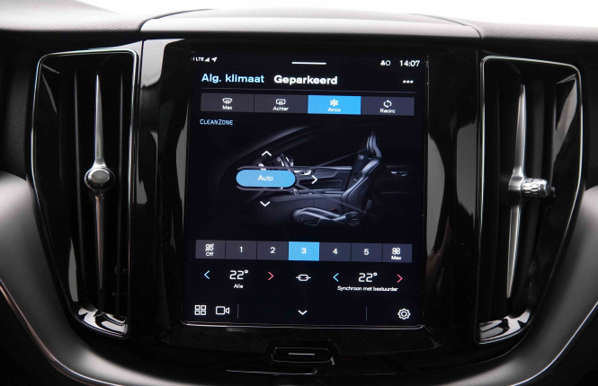 VOLVO_VOLVO_XC60_2551248_14.jpg VOLVO_VOLVO_XC60_2551248_14.jpg