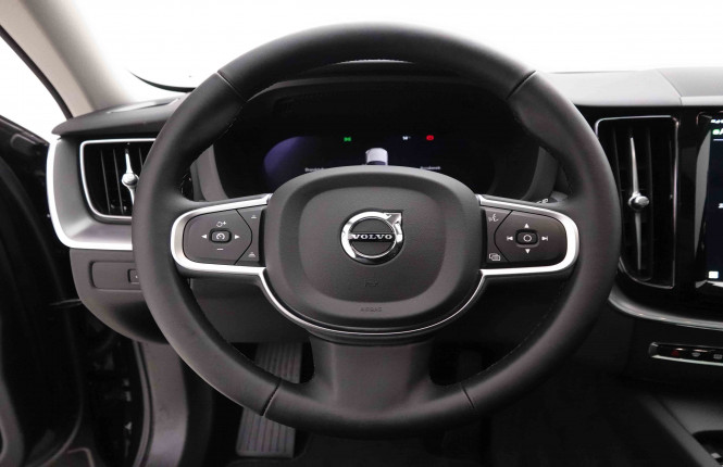 VOLVO_VOLVO_XC60_2652928_10.jpg VOLVO_VOLVO_XC60_2652928_10.jpg