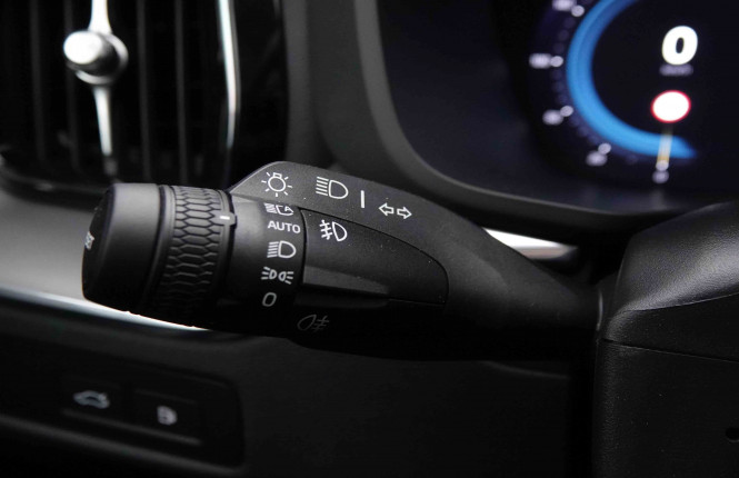 VOLVO_VOLVO_XC60_2652928_19.jpg VOLVO_VOLVO_XC60_2652928_19.jpg