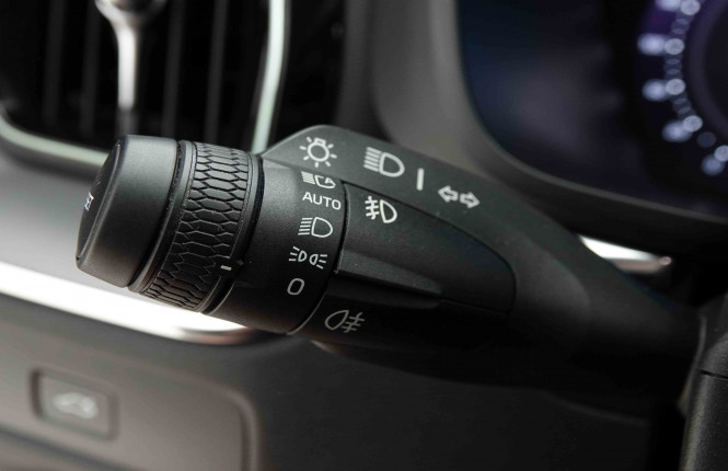 VOLVO_VOLVO_XC60_2654069_16.jpg VOLVO_VOLVO_XC60_2654069_16.jpg