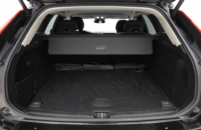 VOLVO_VOLVO_XC60_2654069_5.jpg VOLVO_VOLVO_XC60_2654069_5.jpg