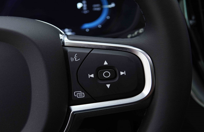 VOLVO_VOLVO_XC60_2655541_19.jpg VOLVO_VOLVO_XC60_2655541_19.jpg