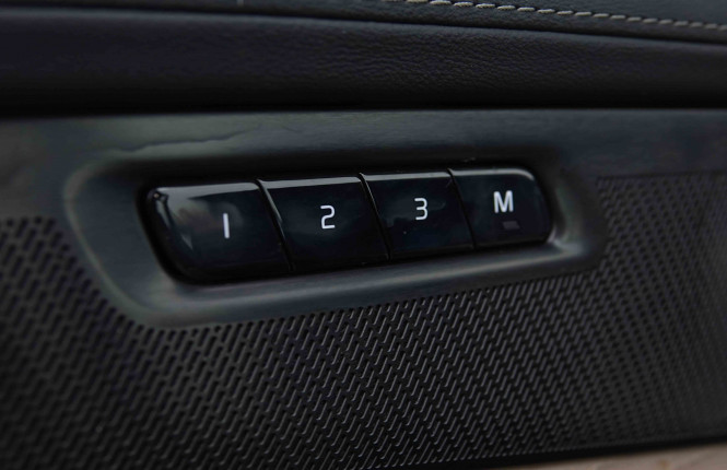 VOLVO_VOLVO_XC90_2655432_21.jpg VOLVO_VOLVO_XC90_2655432_21.jpg