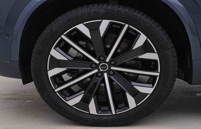 VOLVO_VOLVO_XC90_2655432_24.jpg VOLVO_VOLVO_XC90_2655432_24.jpg