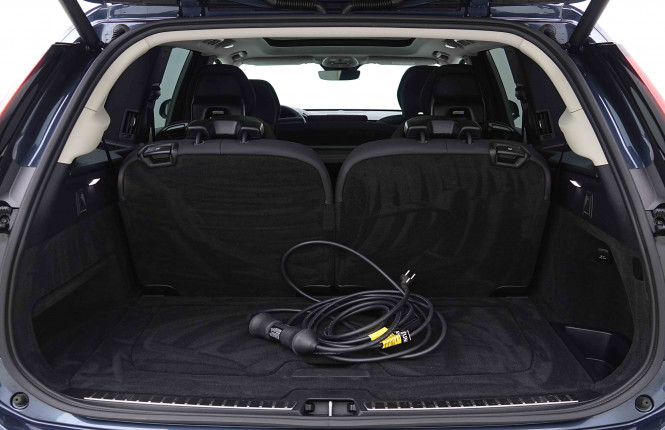 VOLVO_VOLVO_XC90_2655432_5.jpg VOLVO_VOLVO_XC90_2655432_5.jpg