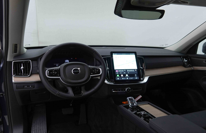 VOLVO_VOLVO_XC90_2655432_8.jpg VOLVO_VOLVO_XC90_2655432_8.jpg